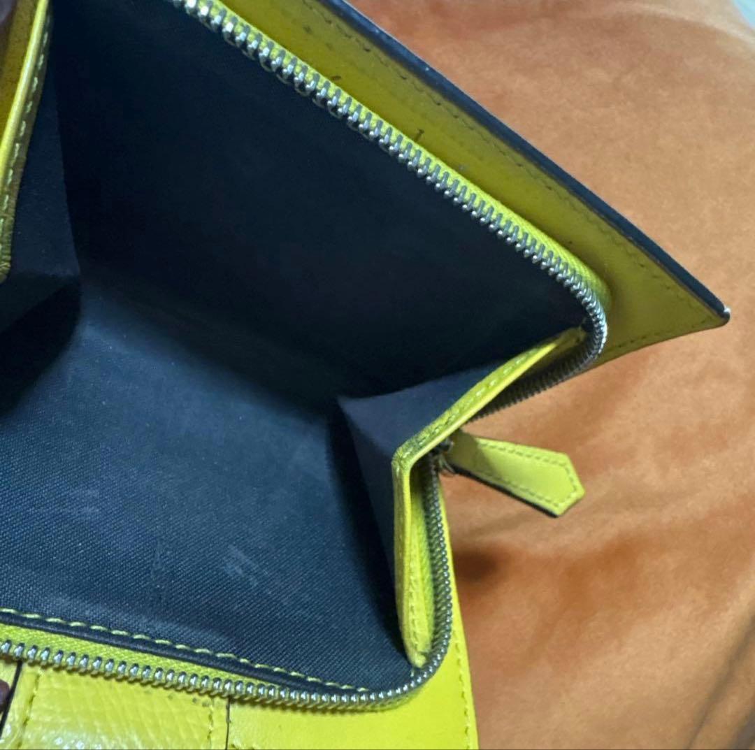 ま*ち様 Fendi 二つ折り財布 ブラウン/イエロー フェンディ