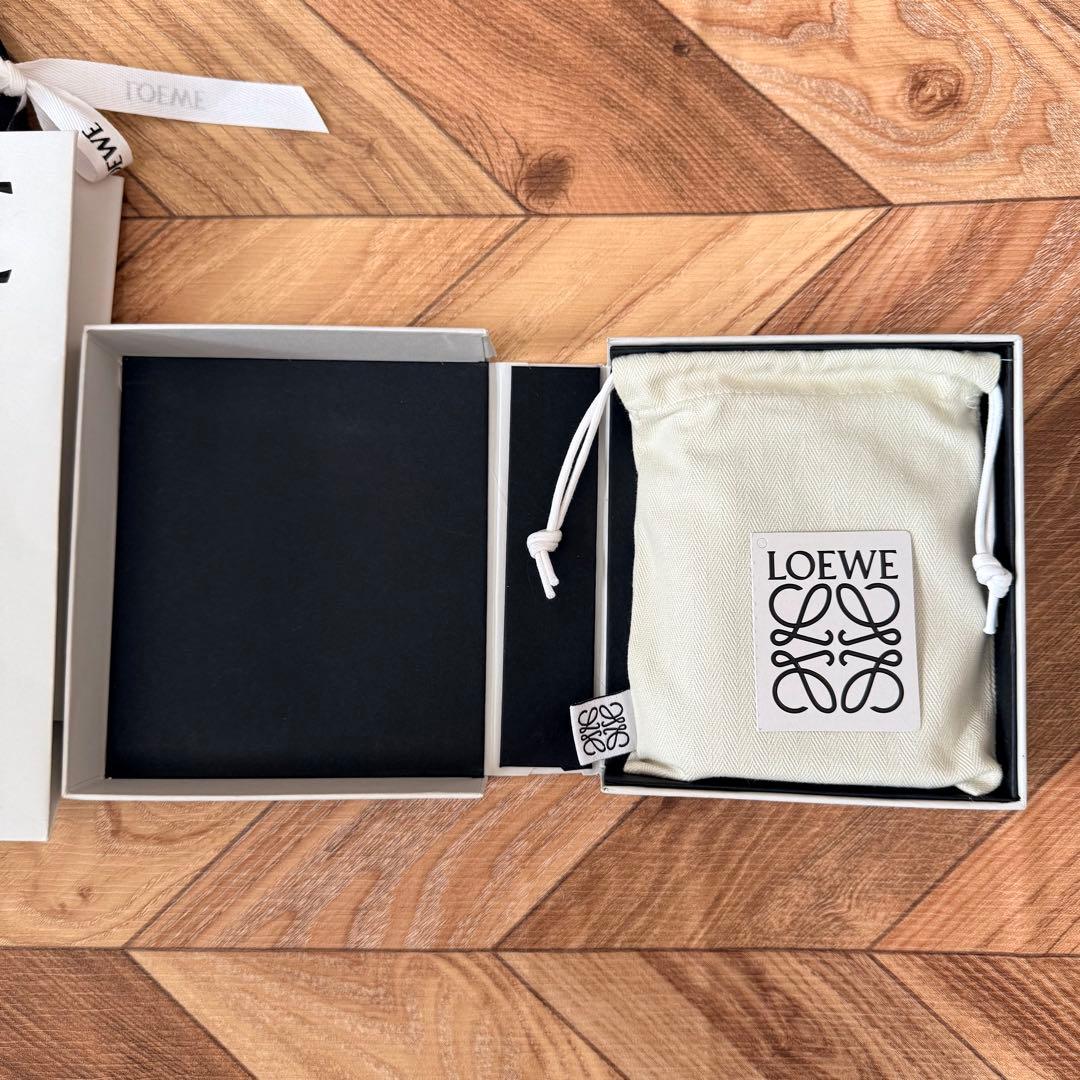 新品 LOEWE ノットコンパクトウォレット ユーカリ×ネイビー 人気色 正規品