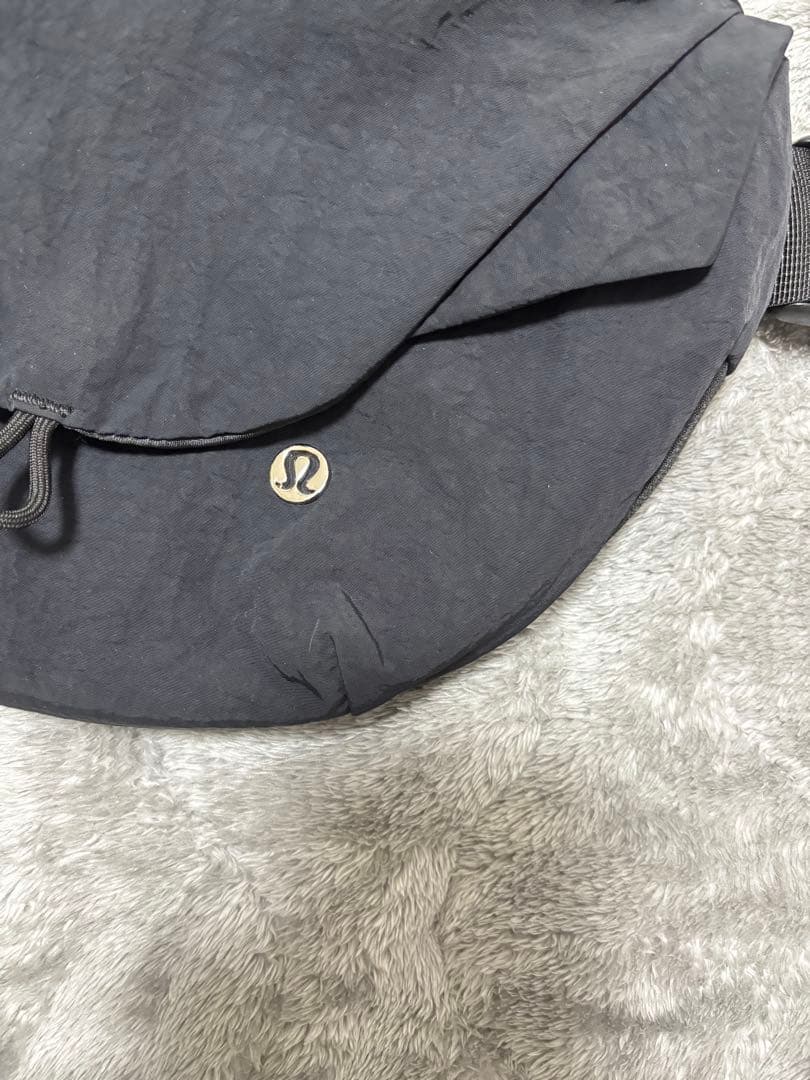 lululemonカーブクロスボディバッグ3L