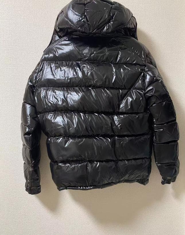 美品MONCLER ブラック ダウンジャケット