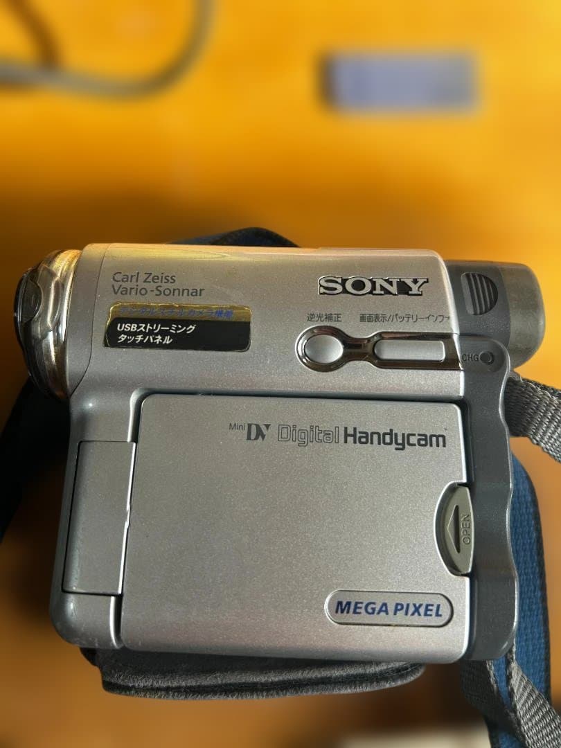 ビデオカメラ SONY Dgital Handycam DCR-TRV33K