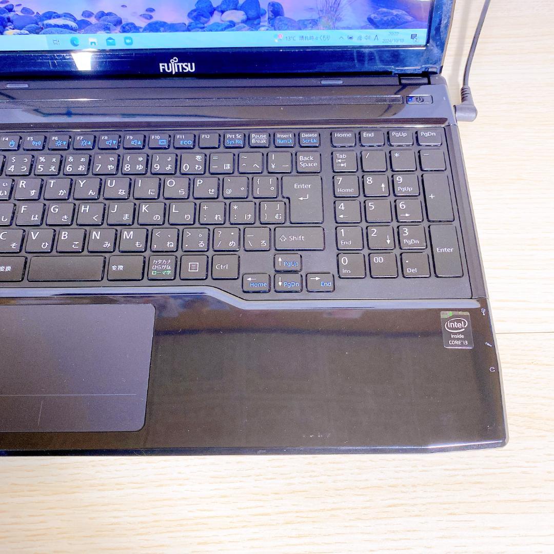 設定済み/HDD500GB/メモリ8GB/カメラ/ノートパソコン/Core i3
