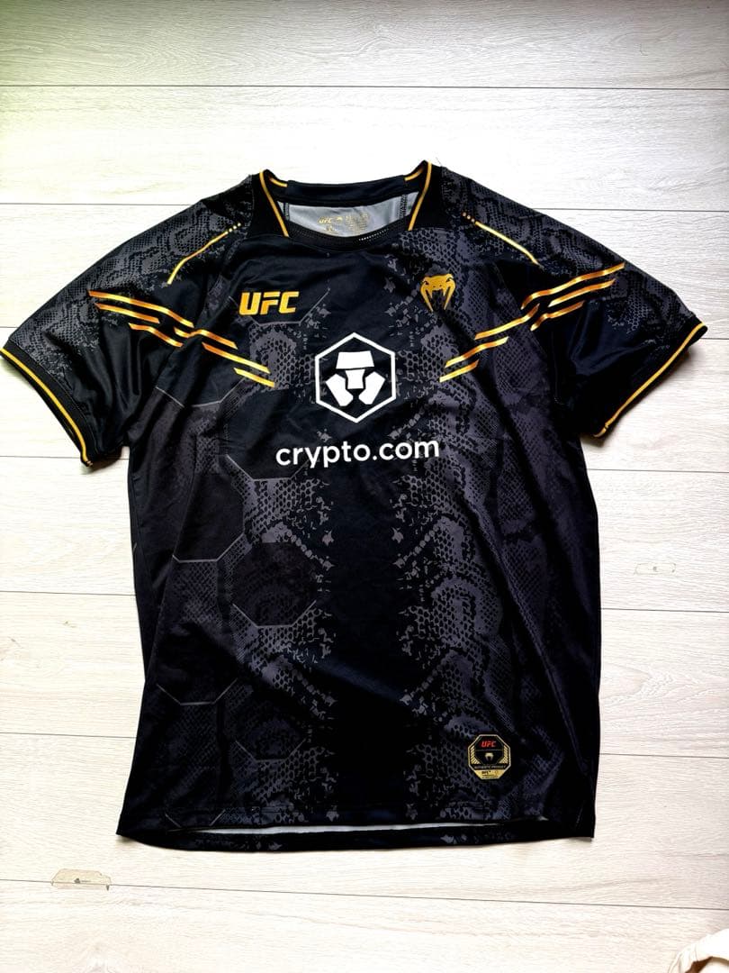 UFC venum 朝倉海着用モデル。ヘビ柄 メッシュTシャツ