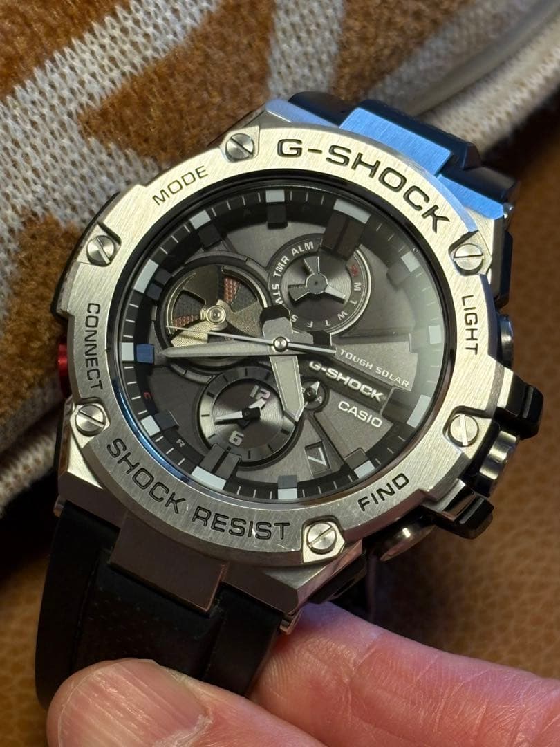[美品] CASIO GST-B100-1AJF Bluetooth搭載