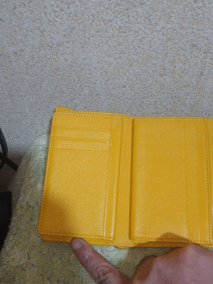 MCM　エムシーエム　三つ折り財布　ラビット　レザー