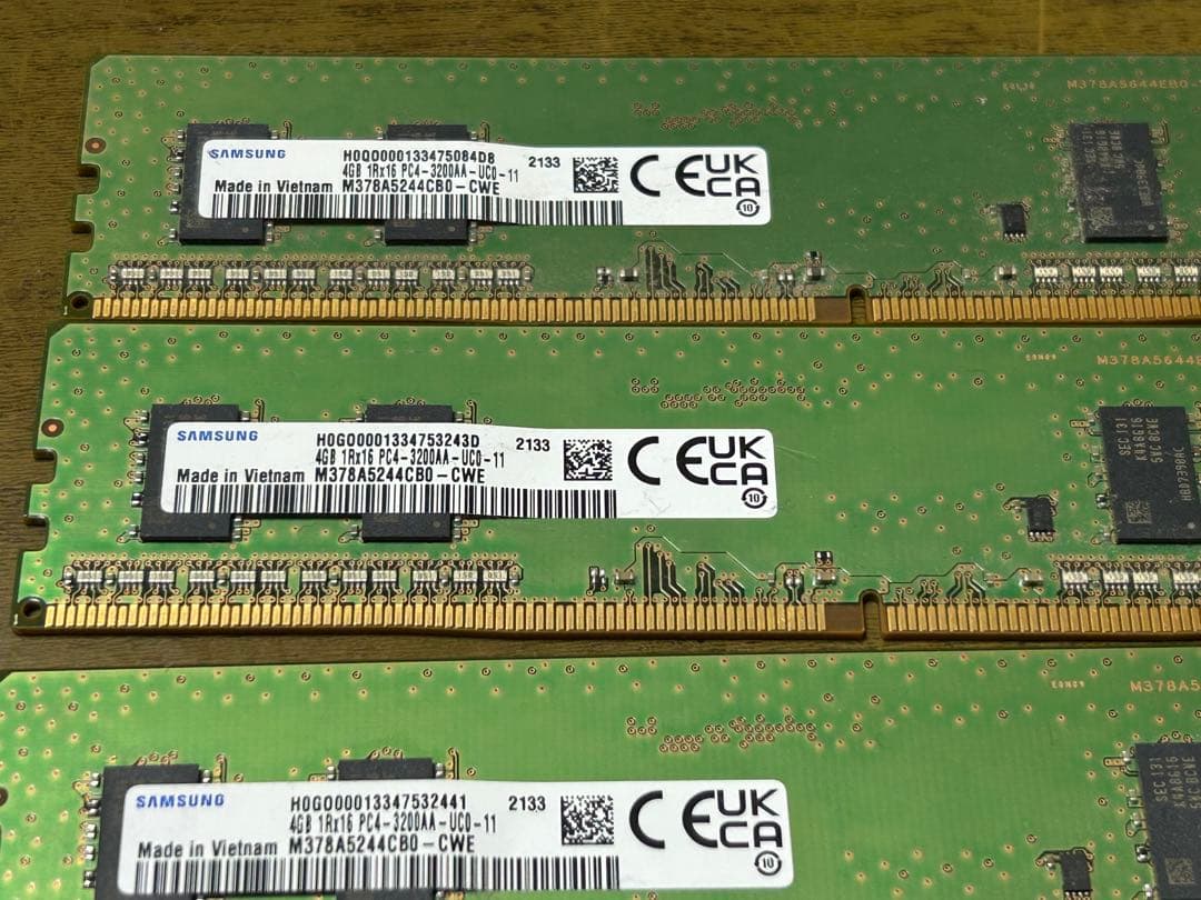 【動作品】PC4-3200AA 4GB8枚 中古　SAMSUNG まとめ