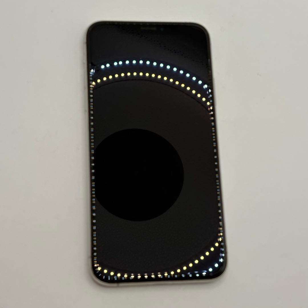 iPhone Xs ホワイト　ジャンク 初期化済み バッテリー最大容量84％
