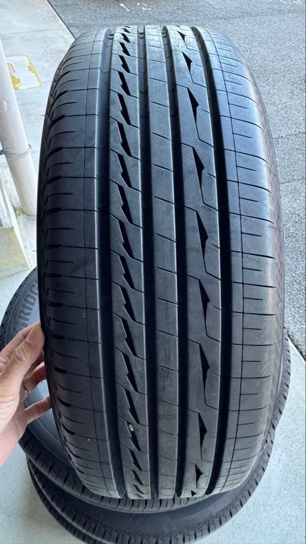 ALENZA LX100 225/60R17 99H ほぼ新品