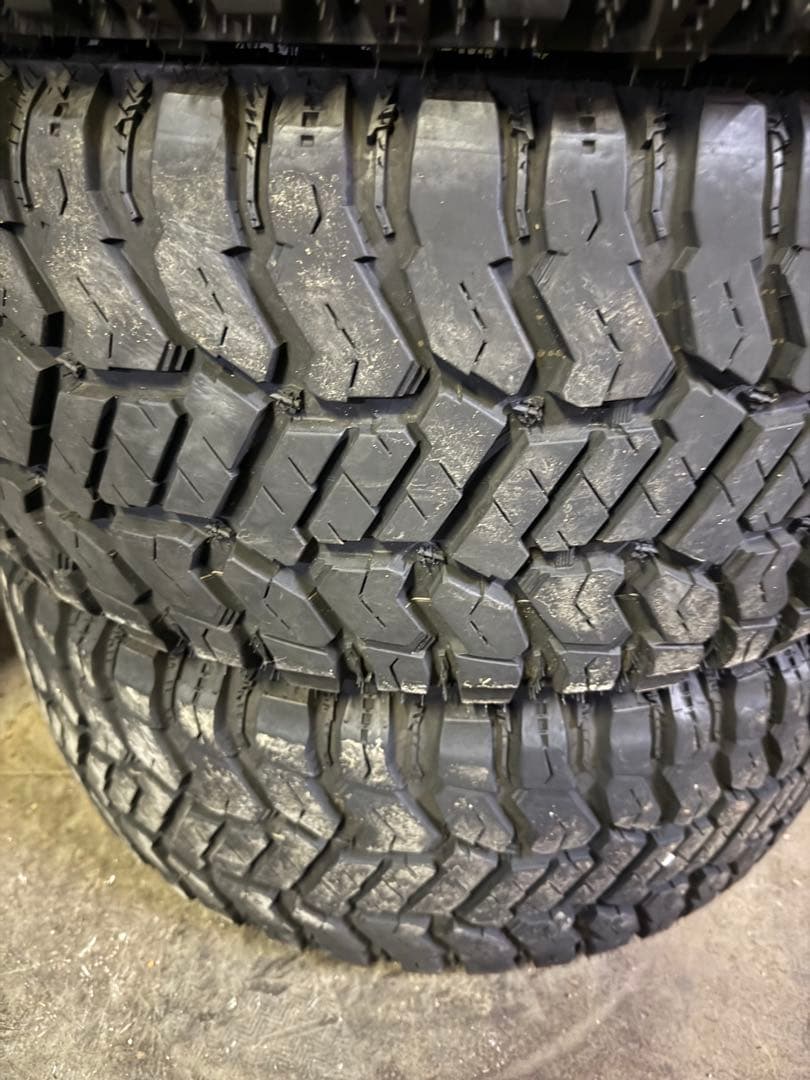 dubレーダー RADAR RENEGADE R/T＋　265/50r20