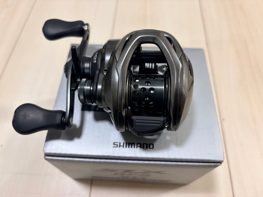 25 SLX BFS XG LEFT シマノ　ベイトフィネスbfsair24