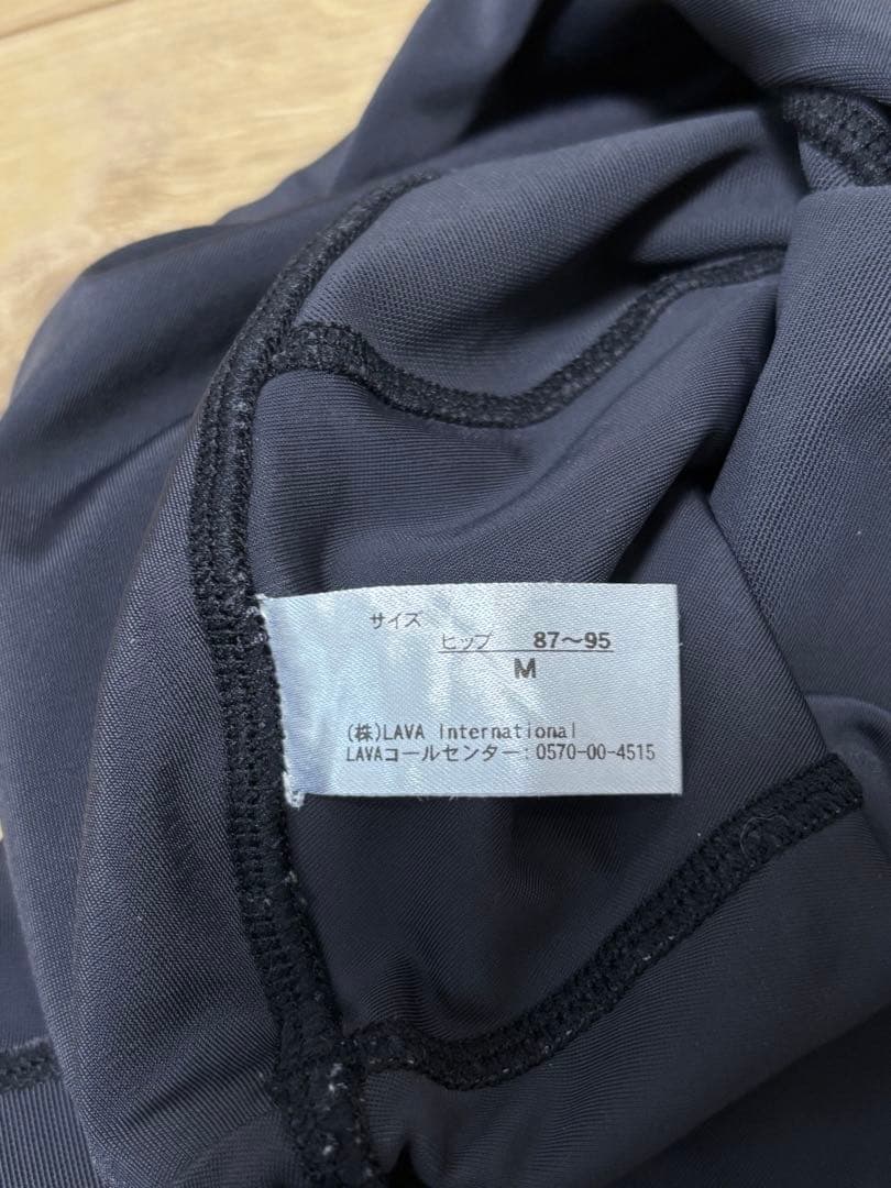 美品　ラバ　パーフェクト　フォーム　レギンス　M