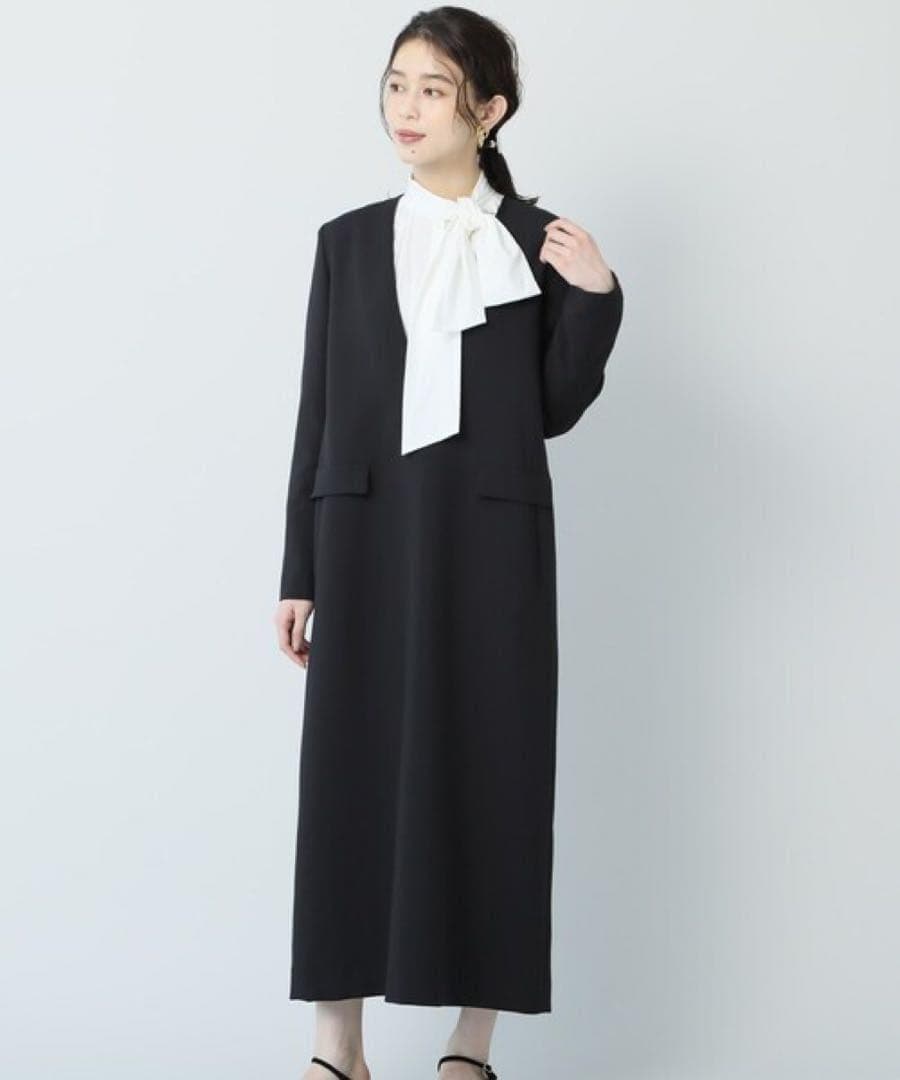 はぁーい　深Vネック光沢サックワンピース フォーマル 定価3.5万円