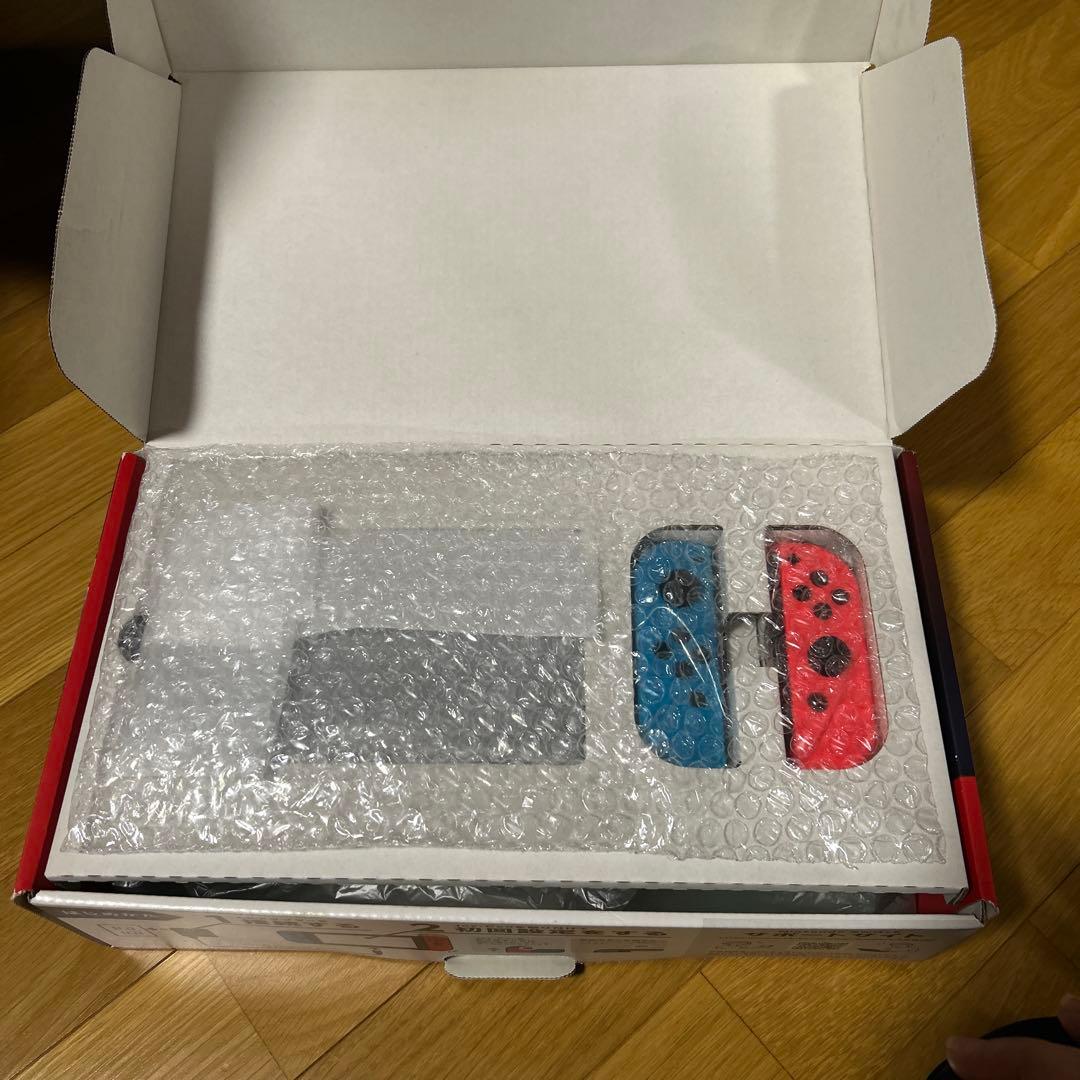 Nintendo Switch 本体のみ　　マリオケース付き