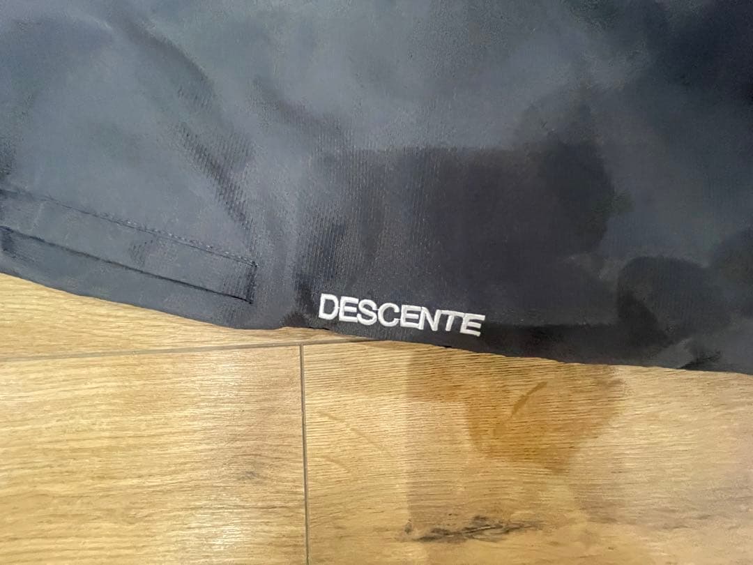 DESCENTE スキーウェア　上下　160㎝