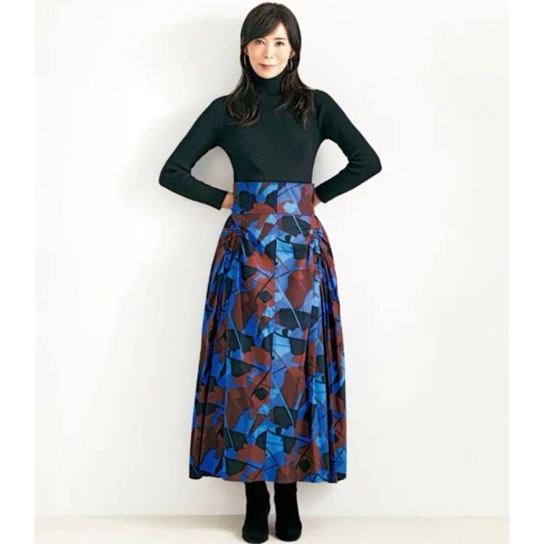定価1.9万【Ray BEAMS 】ロングフレアスカート　M マキシ丈　青　総柄