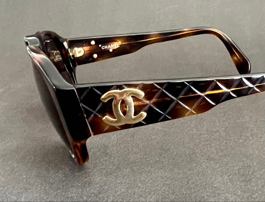 CHANEL　ヴィンテージサングラス　ココマーク　ダークブラウン　■内側にキズ■