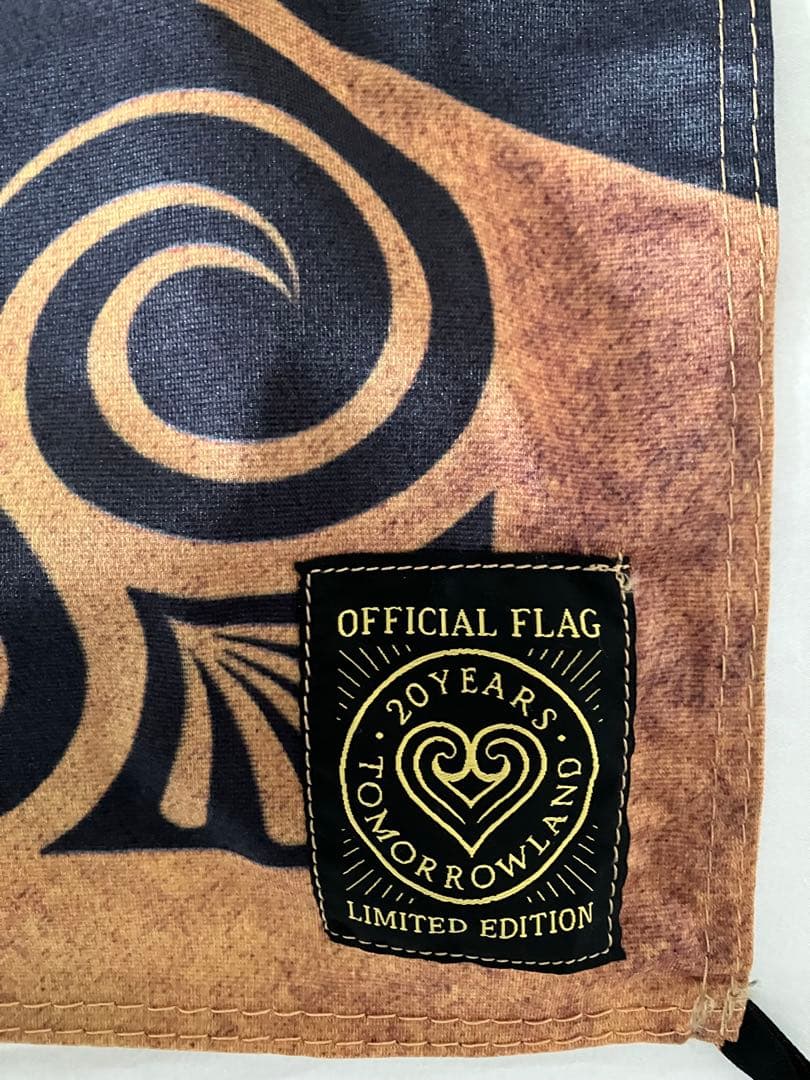 限定：EDMフェス TOMORROWLAND FLAG（20周年限定公式フラッグ