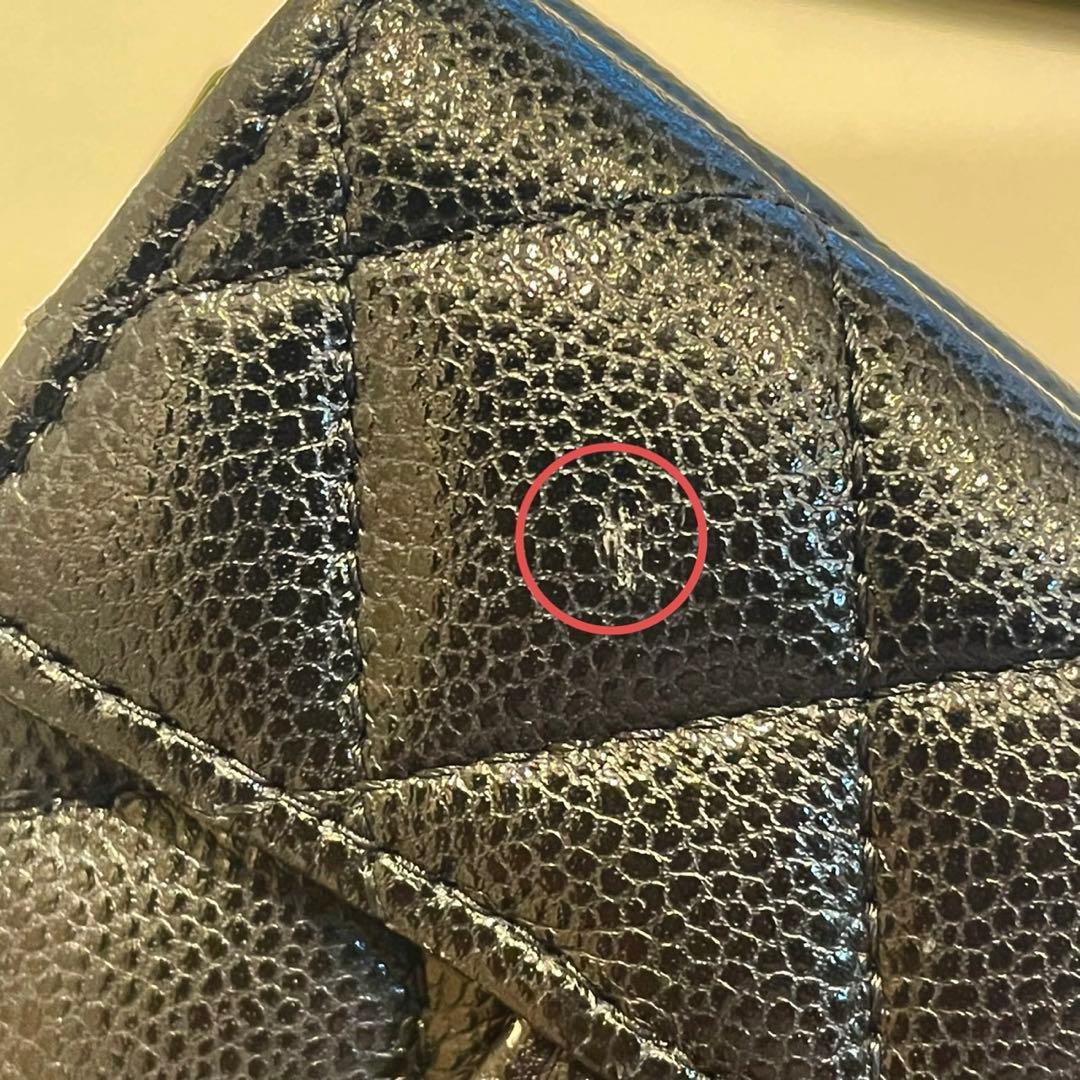 シャネル（CHANEL）クラシックスモールウォレット　28R2512