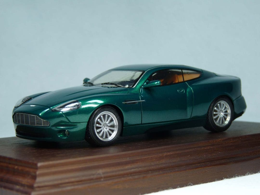 メイクアップ特注　Aston Martin プロジェクト　ヴァンテージ　1998