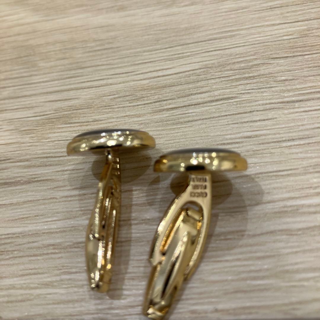 ケ品 GUCCI インターロッキング