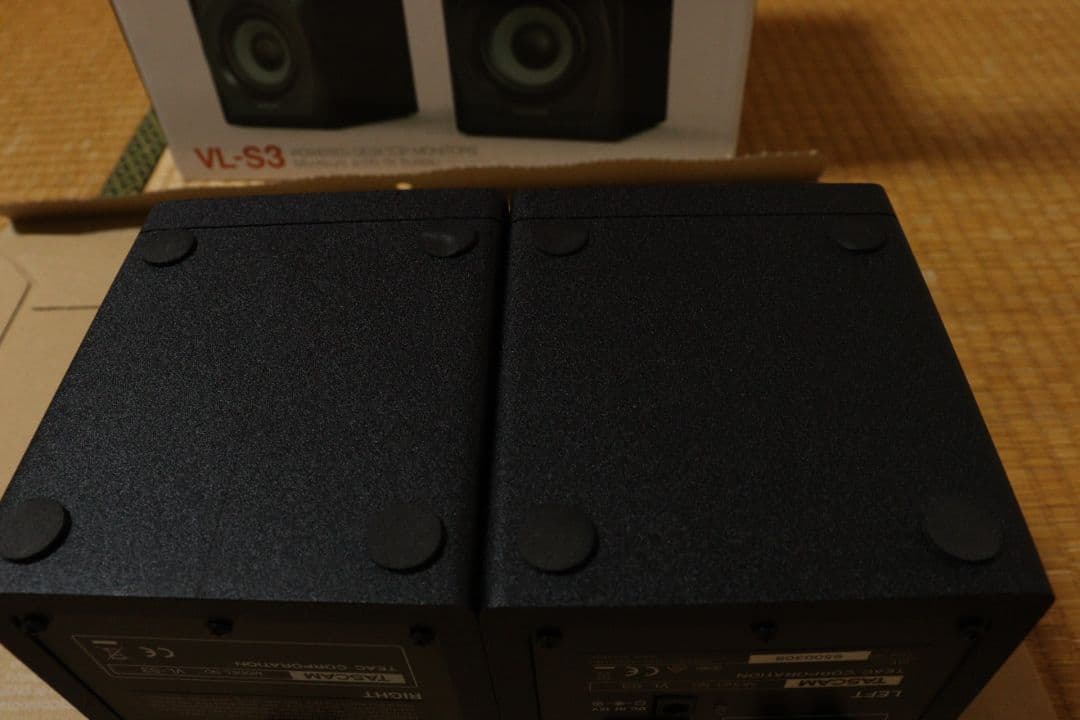 TASCAM VL-S3 モニタースピーカー