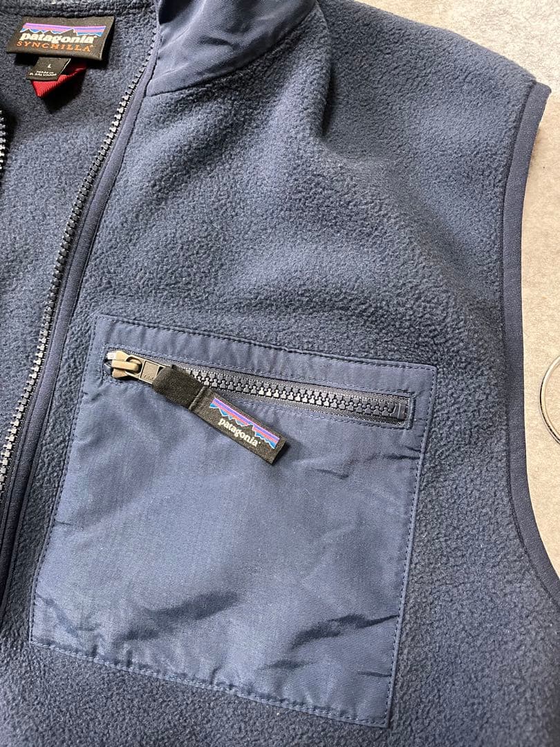 FA22 Patagonia パタゴニア L シンチラベスト NENA ネイビー