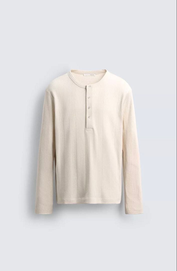 テクスチャー入りヘンリーネックTシャツ