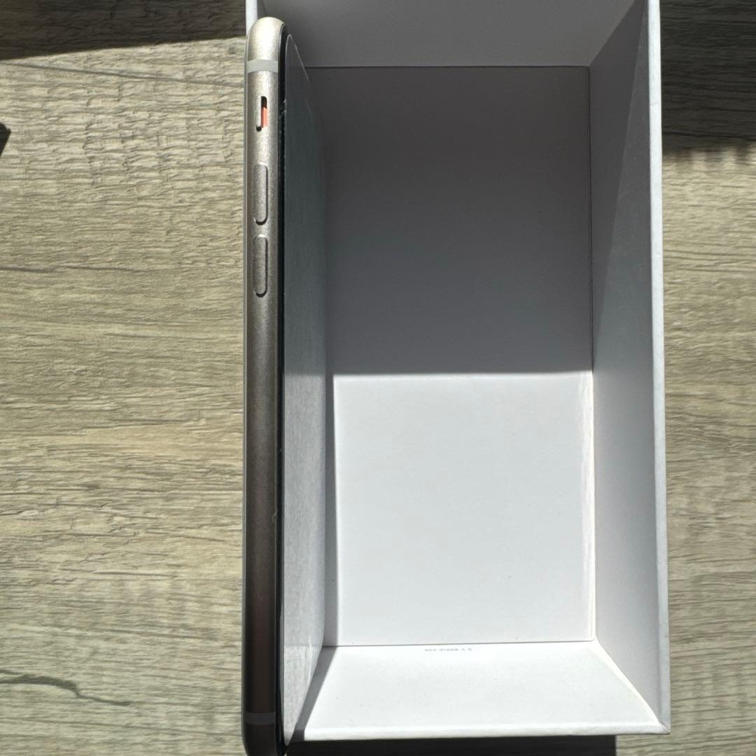 新品iPhone SE3 128GB スターライト★1月本体交換★