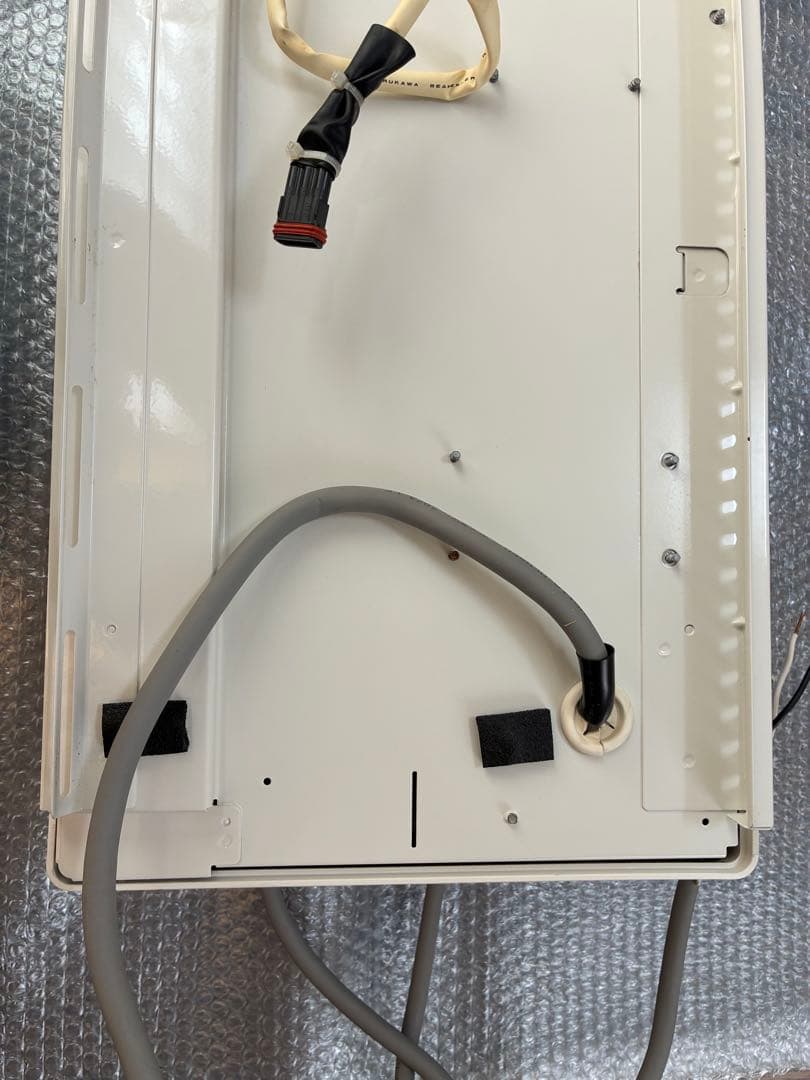 バス乾燥-暖房。換気システム 形名 V-241BK5-RN
