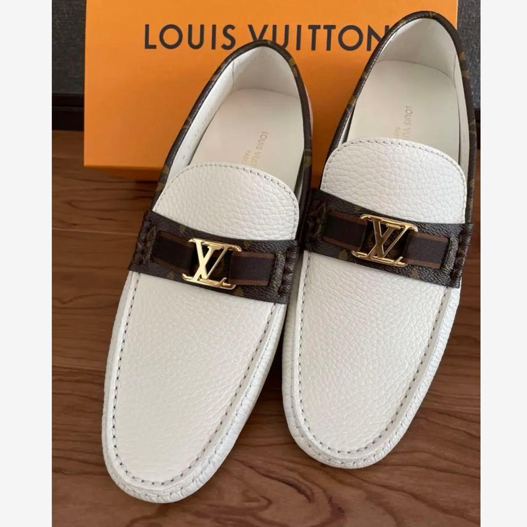 LOUIS VUITTON ホワイト モカシン　新品未使用