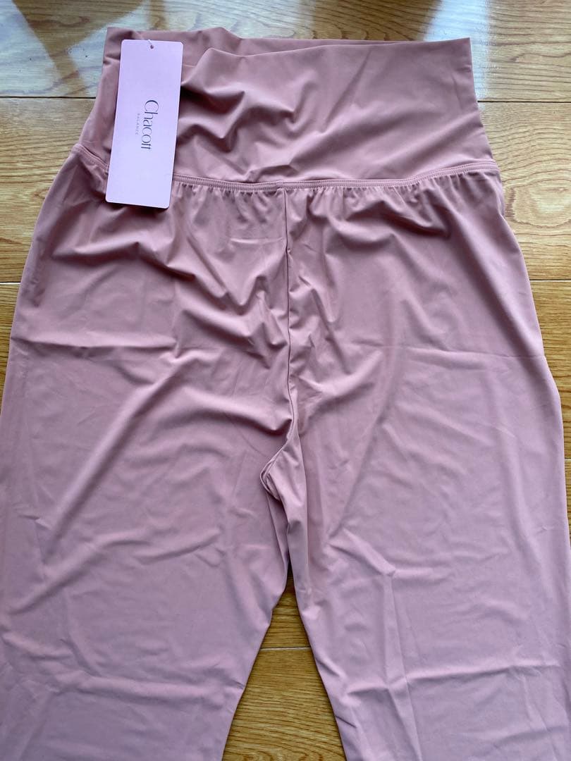 【新品タグ付き】チャコット ヨガパンツ サイズＬ
