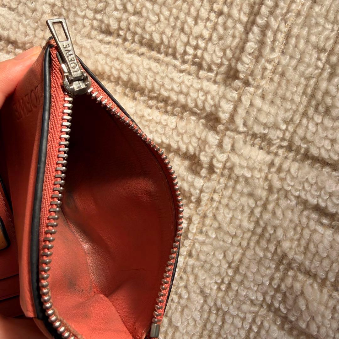 LOEWE ベージュ 三つ折り財布　財布
