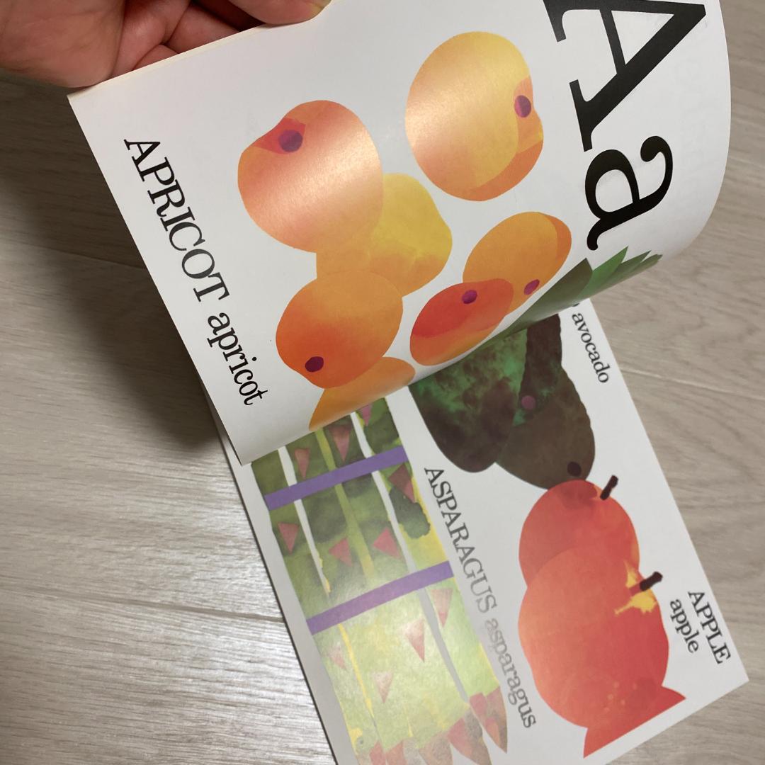 54 Eating the Alphabet 音声絵本