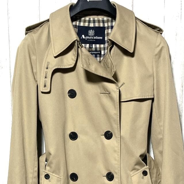 アクアスキュータム トレンチコート Aquascutum 英国製 チェック裏地