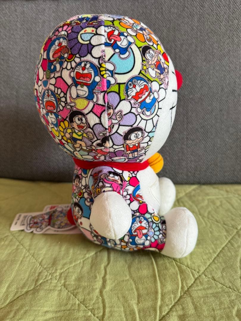 新品　ドラえもん ぬいぐるみ ユニクロ×村上隆