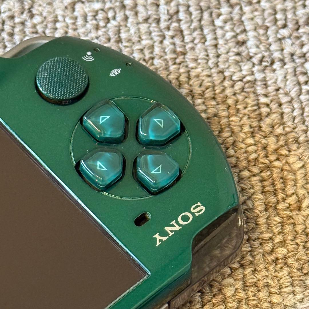PSP-3000 本体 グリーン