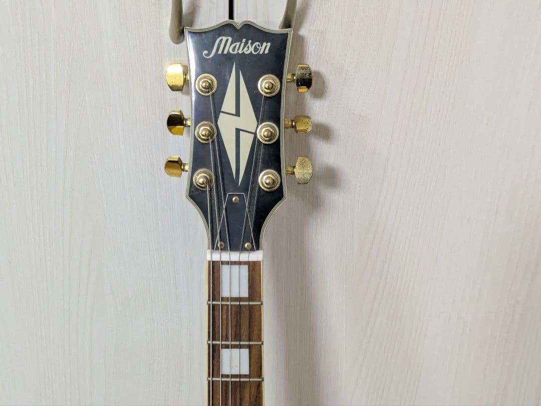 Maison ブラックレスポールスタイルギター