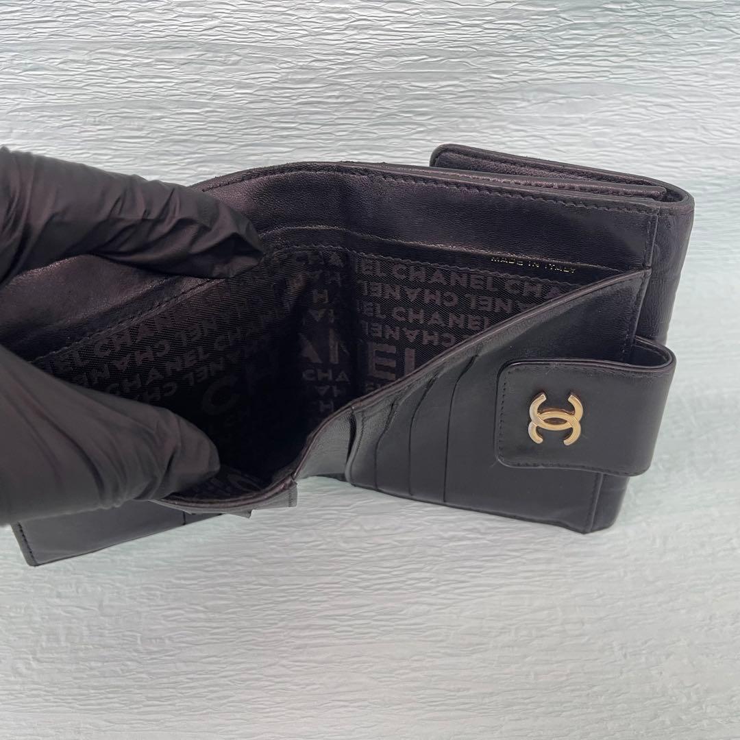 CHANEL 二つ折り財布 ココマーク 型押レザー コンパクトウォレット