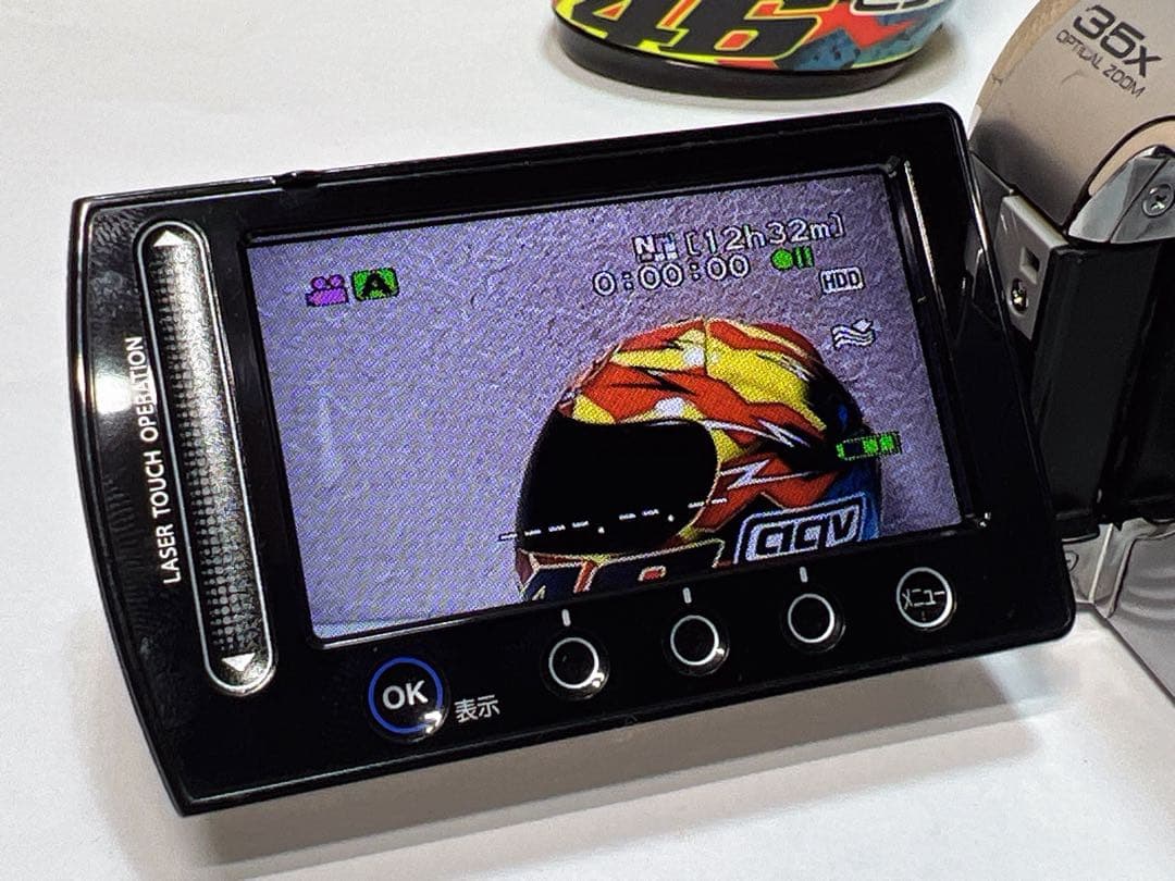 JVC Victor Everio GZ-MG35 ハードディスクビデオカメラ。