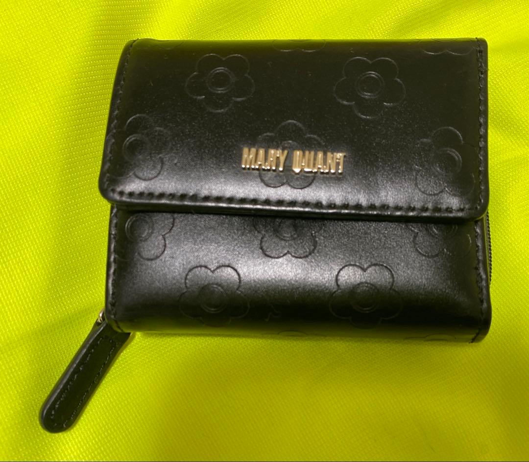 MARY QUANT　デイジーアウトラインパターン2 ミニウォレット（ブラック）