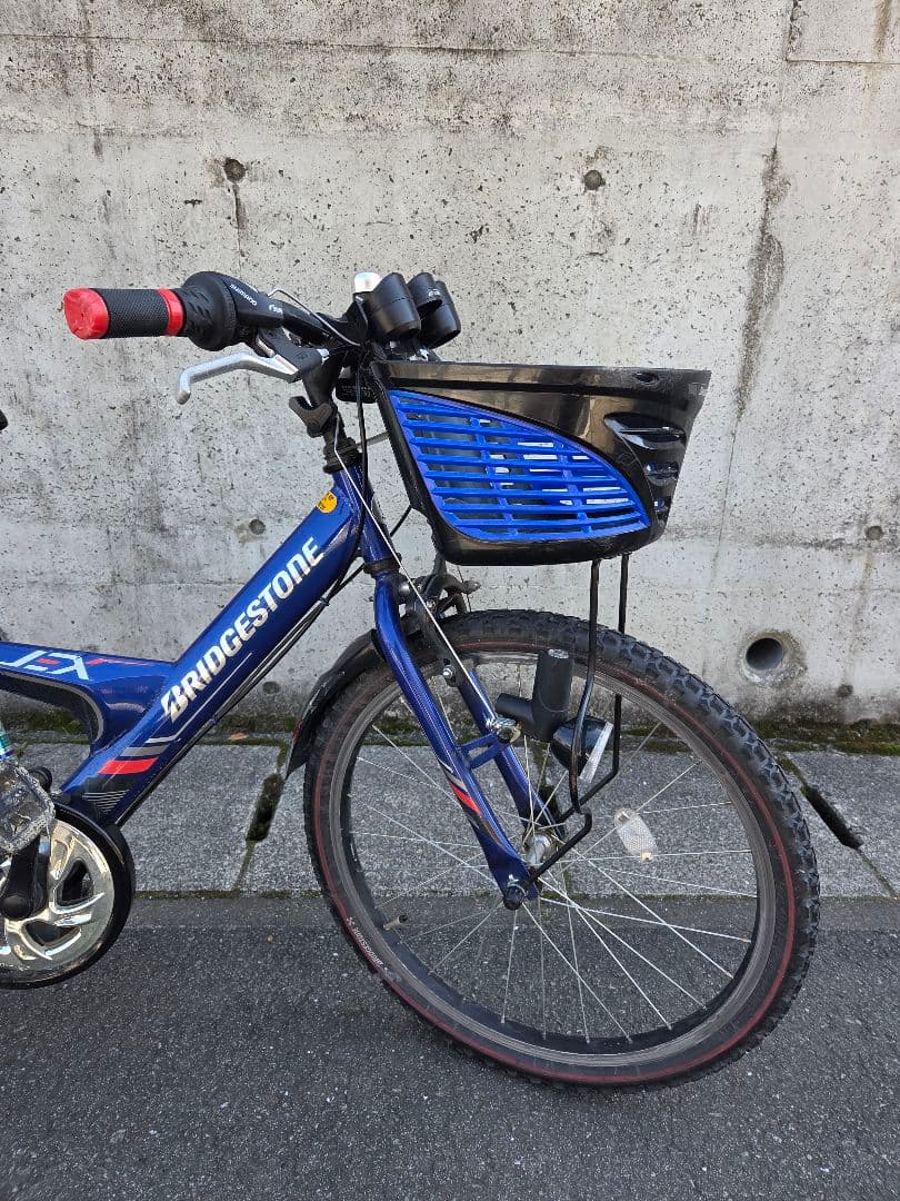 【直接取引限定】BRIDGESTONE キッズバイク 青 22インチ　熊本☆