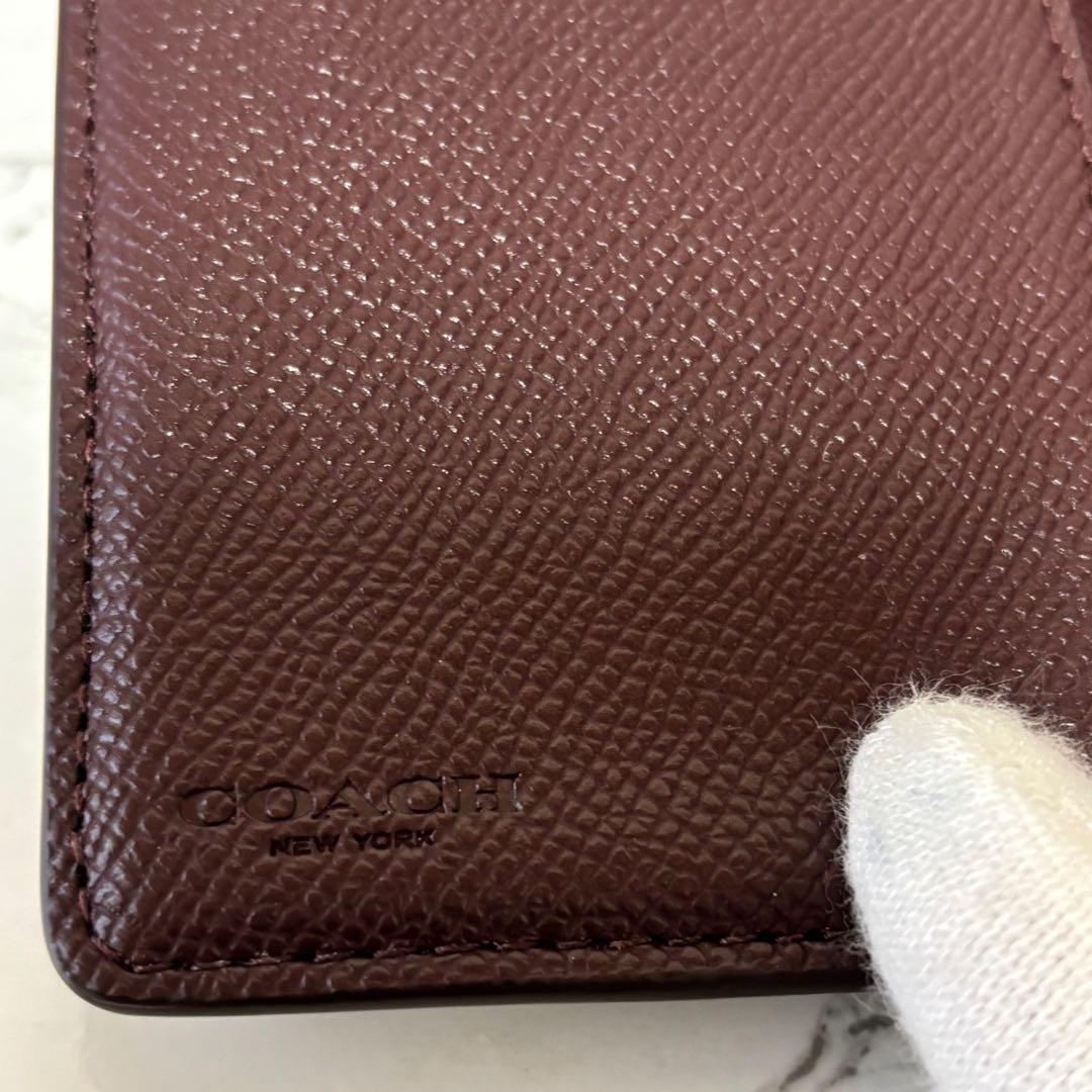 未使用✨ コーチ シグネチャー 二つ折り財布 ブラウン