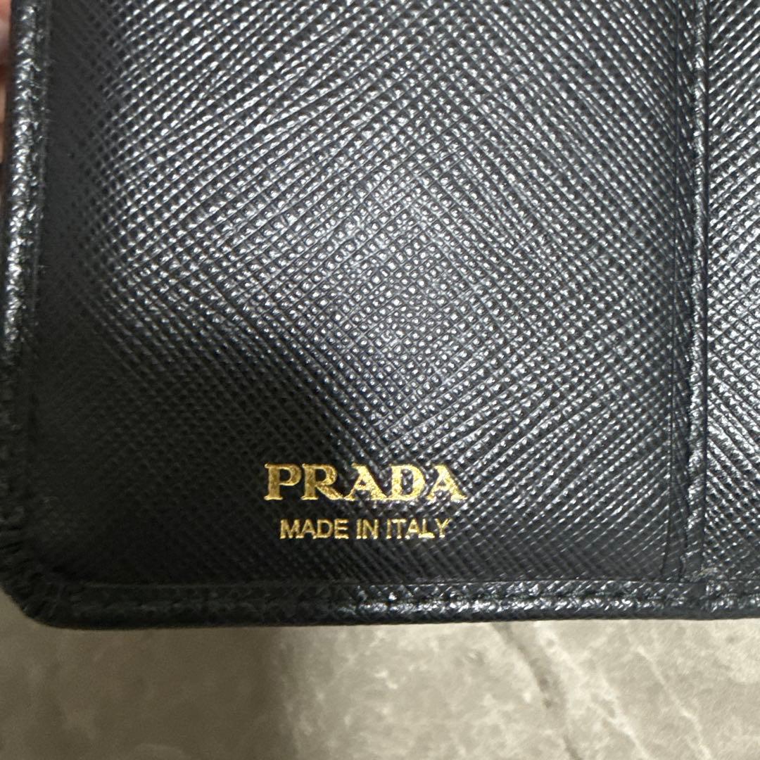 【PRADA】サフィアーノレザー財布1ML225