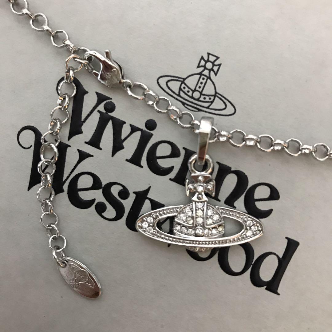 Vivienne Westwood ミニバスレリーフオーブネックレス　シルバー