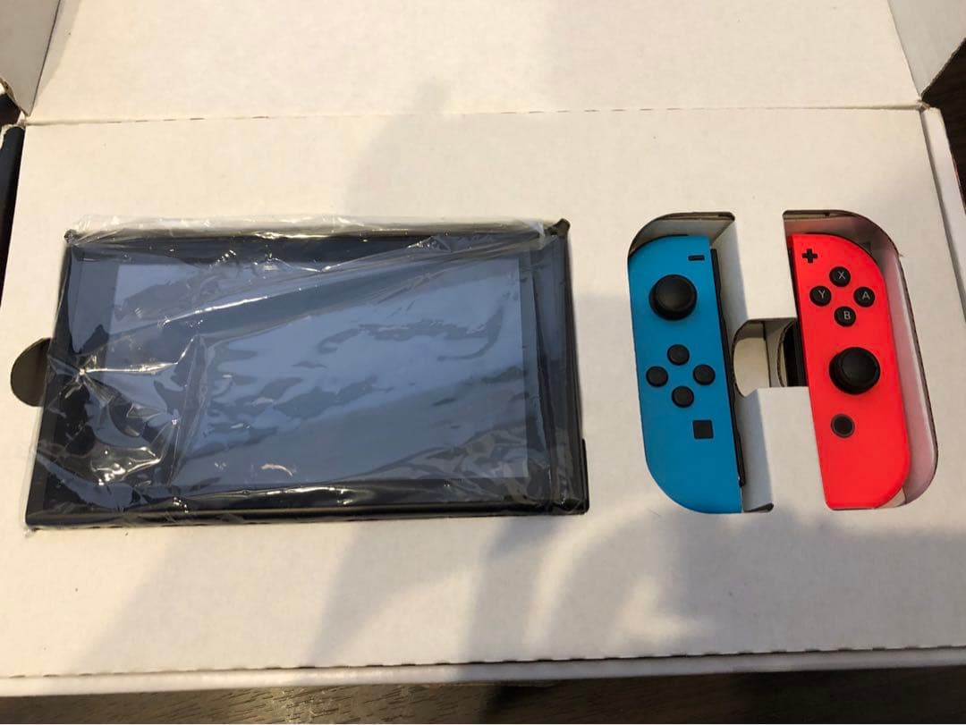 Nintendo Switch 本体 ＋ ソフト3本