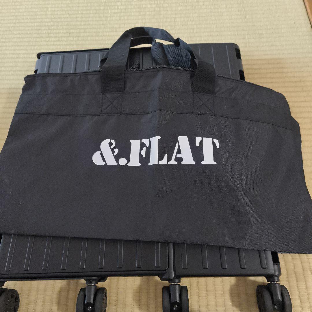 ＆.FLAT アンドフラット　折りたたみ可能　キャリーケース　☆美品☆