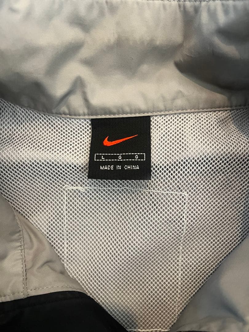 NIKE テックナイロンベスト　刺繍ロゴ　 菅田将暉着用　y2k 90's