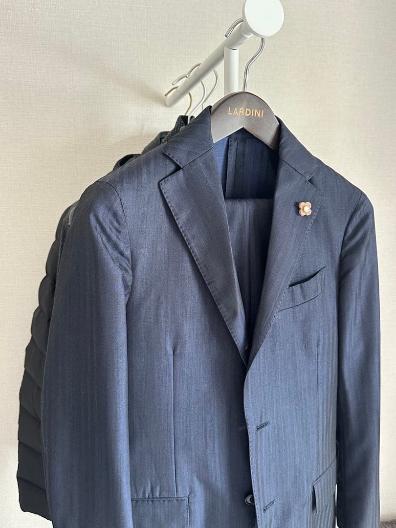 LARDINI ダークブルー ストライプ スーツジャケット