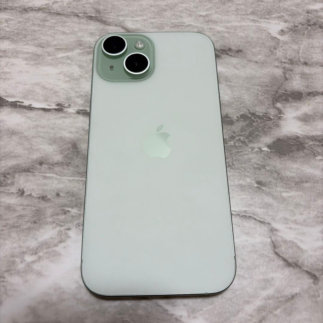 iPhone15 本体 グリーン256GB バッテリー81% 残債なし