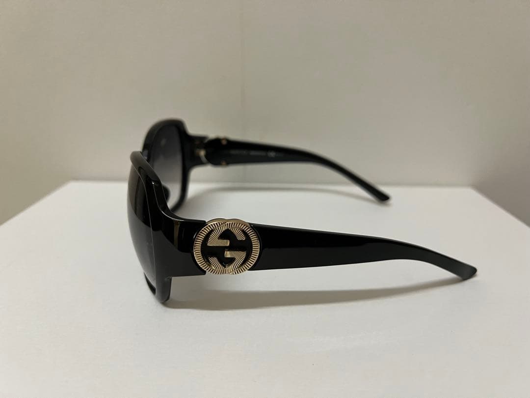 【美品】GUCCI　グッチ　サングラス　D28JJ　3988